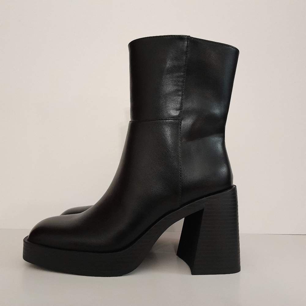 Faux Leather Platform Boots Black Womens Size 8 NWT